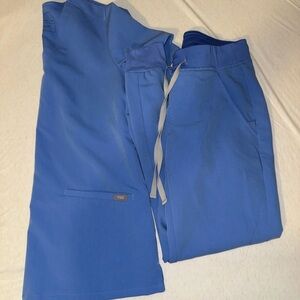 Figs Women’s Jogger Scrub set